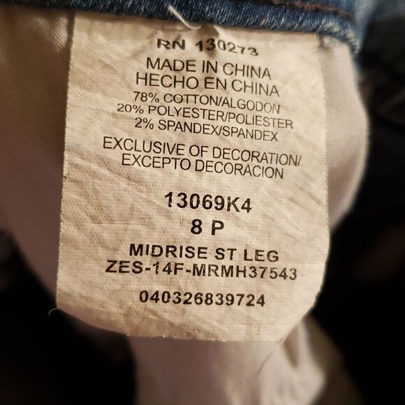 EUC Lee Riders Mid Rise Straight Leg Jeans Sz 8P - Picture 7 of 8